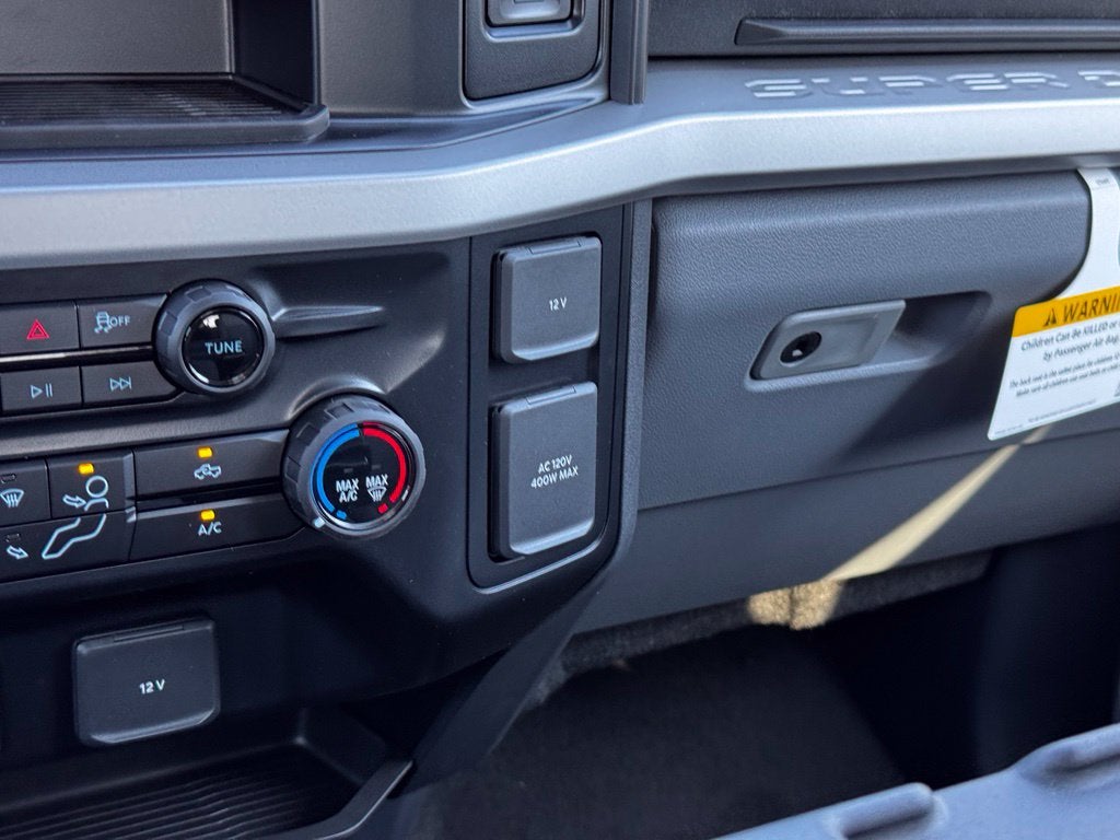 2027 Ford F-350SD XLT w/5th Wheel Prep + 360 Camera