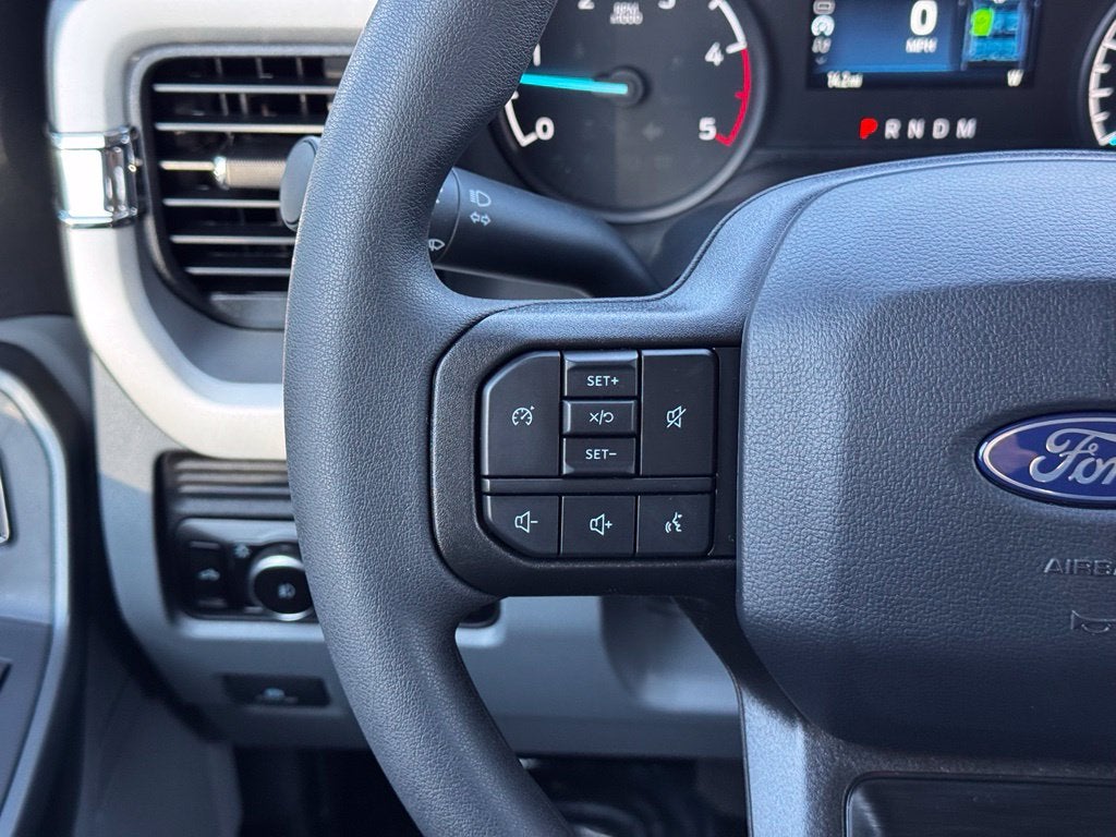 2027 Ford F-350SD XLT w/5th Wheel Prep + 360 Camera