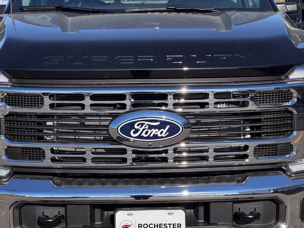 2027 Ford F-350SD XLT w/5th Wheel Prep + 360 Camera