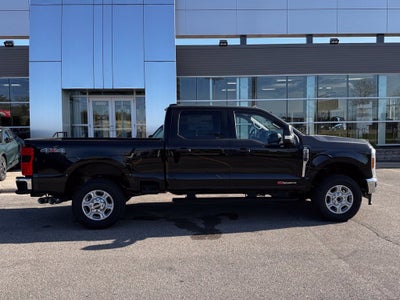 2027 Ford F-350SD XLT w/5th Wheel Prep + 360 Camera