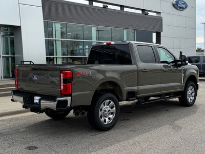 2027 Ford F-350SD Lariat