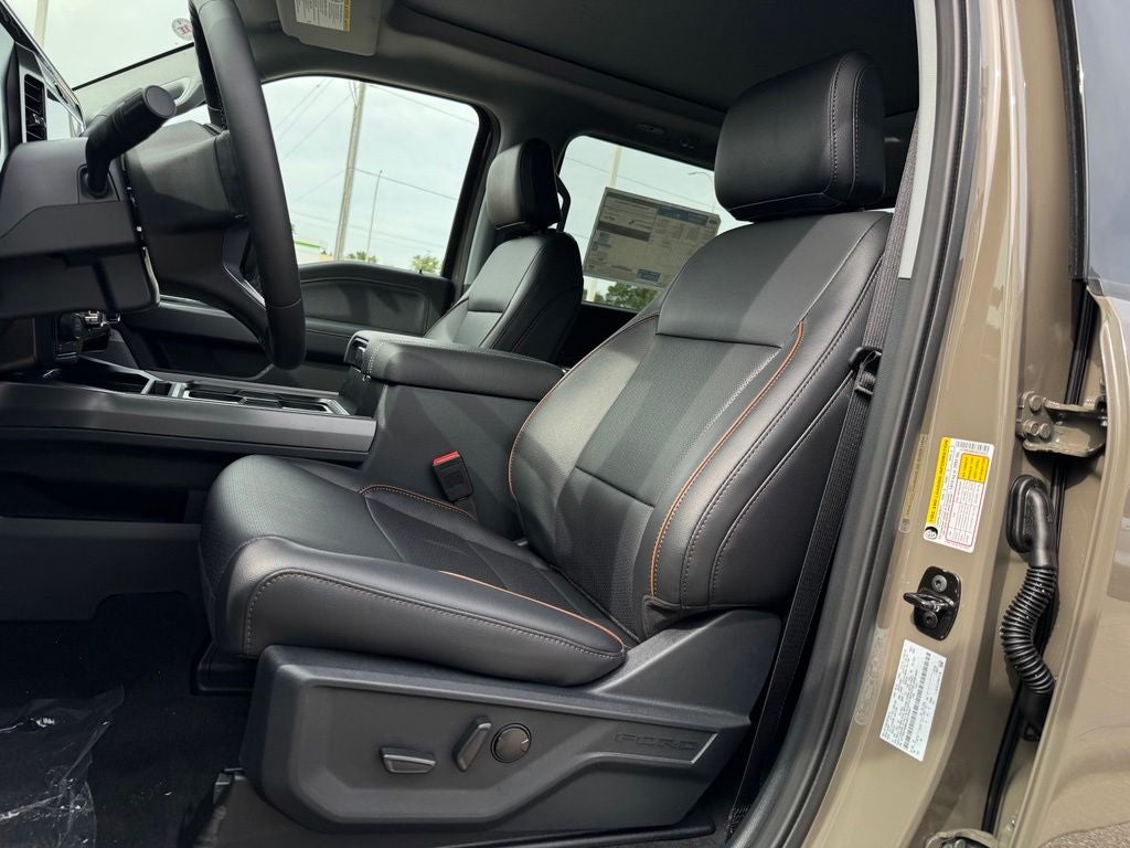 2027 Ford F-350SD Lariat
