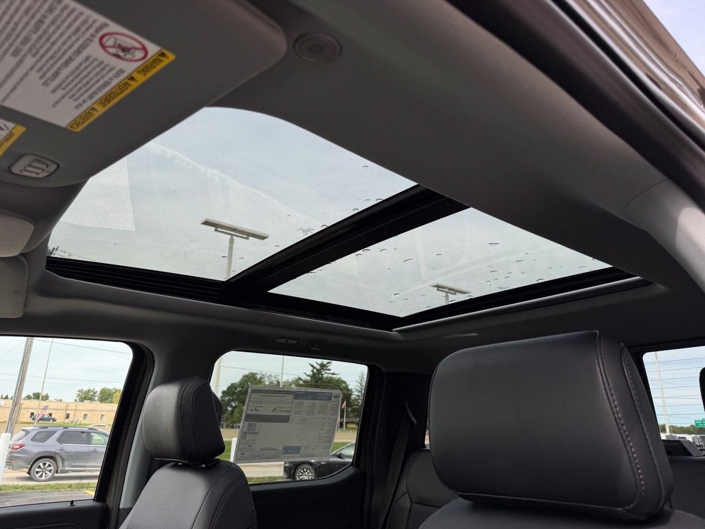 2027 Ford F-350SD Lariat