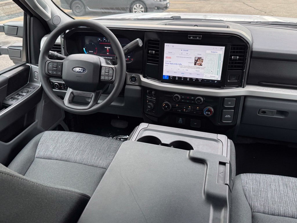 2027 Ford F-350SD XLT