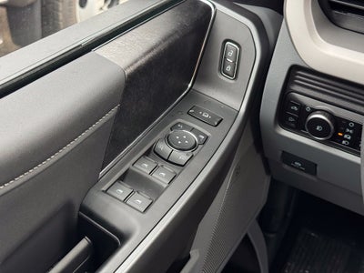 2027 Ford F-350SD XLT
