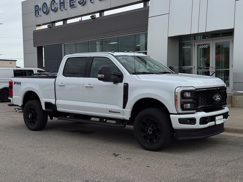 2027 Ford F-350SD XLT