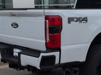 2027 Ford F-350SD XLT