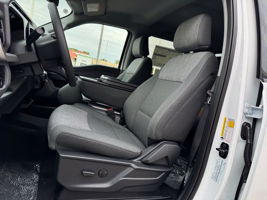 2027 Ford F-350SD XLT