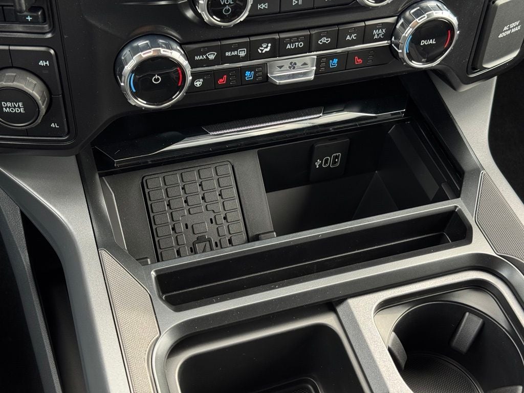 2027 Ford F-350SD Lariat