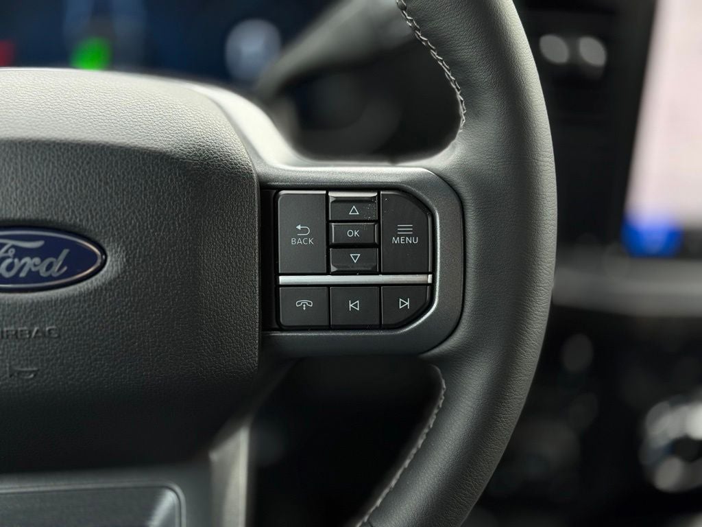 2027 Ford F-350SD Lariat