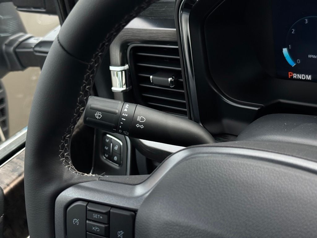 2027 Ford F-350SD Lariat