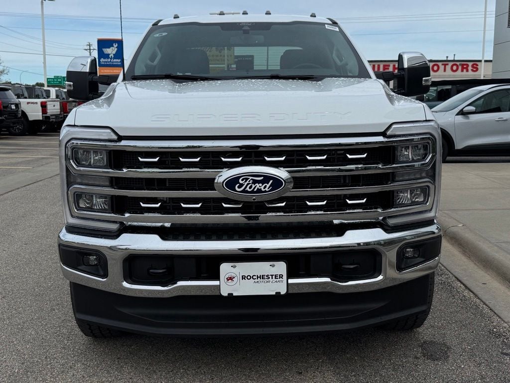 2027 Ford F-350SD Lariat