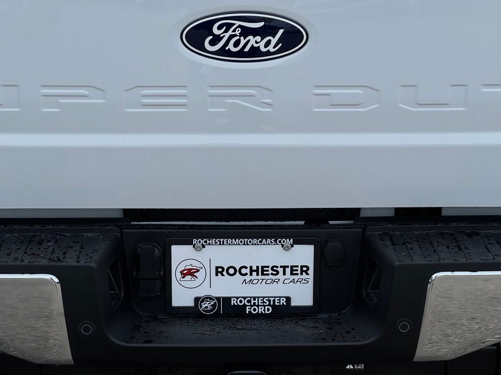 2027 Ford F-350SD Lariat