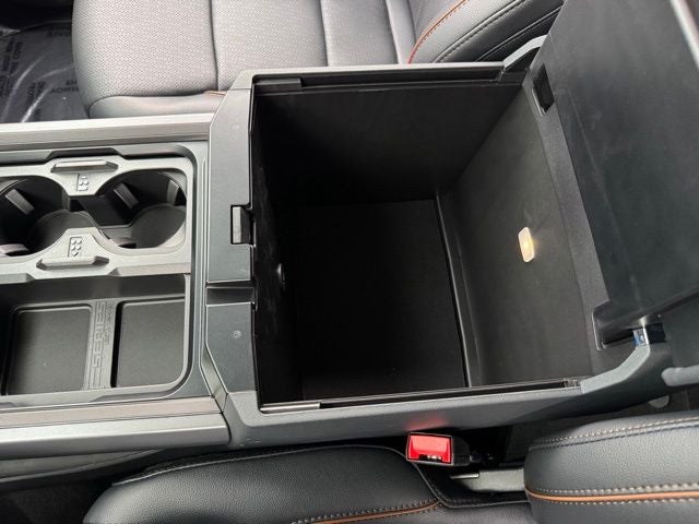 2026 Ford F-350SD Lariat w/FX4 Pkg + Tailgate Step