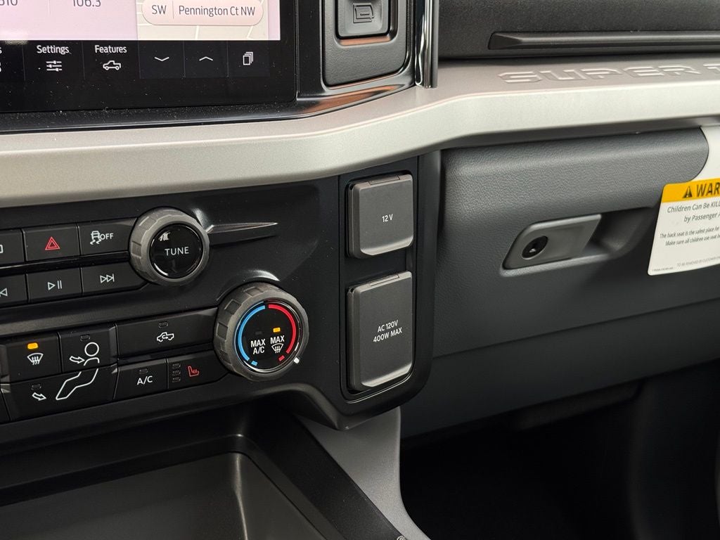 2027 Ford F-350SD XLT w/Carhartt Pkg