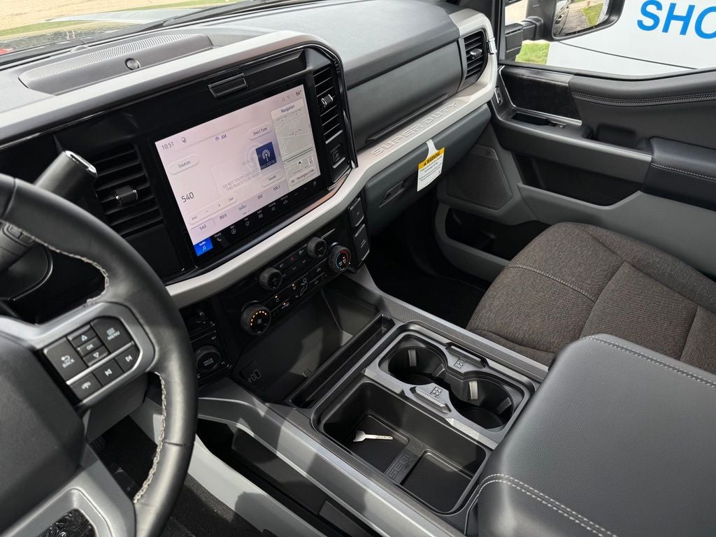 2027 Ford F-350SD XLT w/Carhartt Pkg