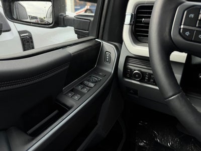 2027 Ford F-350SD XLT w/Carhartt Pkg