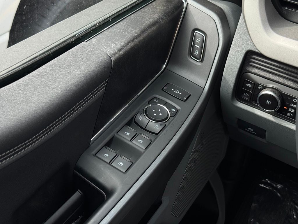 2027 Ford F-350SD XLT w/Carhartt Pkg