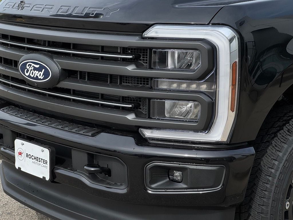 2027 Ford F-350SD XLT w/Carhartt Pkg