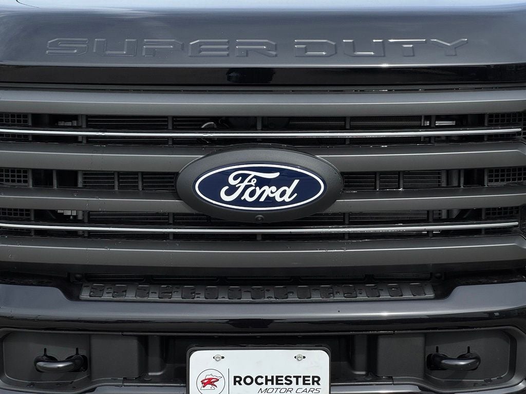 2027 Ford F-350SD XLT w/Carhartt Pkg