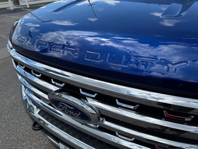 2026 Ford F-350SD Lariat w/5th Wheel Prep + Ultimate Pkg
