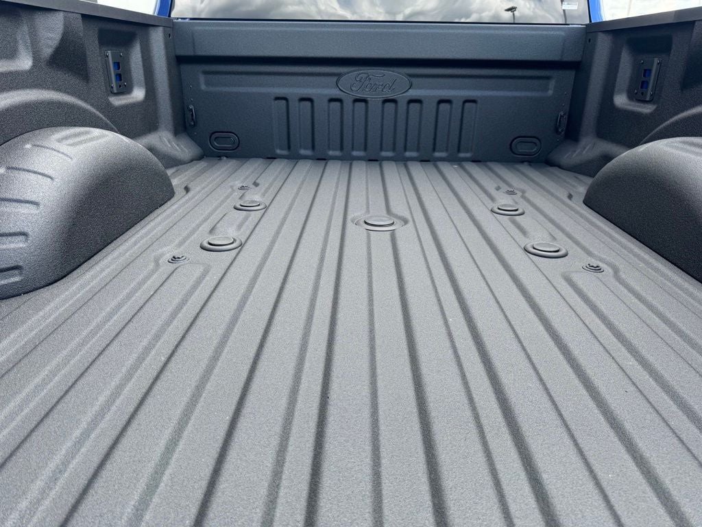2026 Ford F-350SD Lariat w/5th Wheel Prep + Ultimate Pkg
