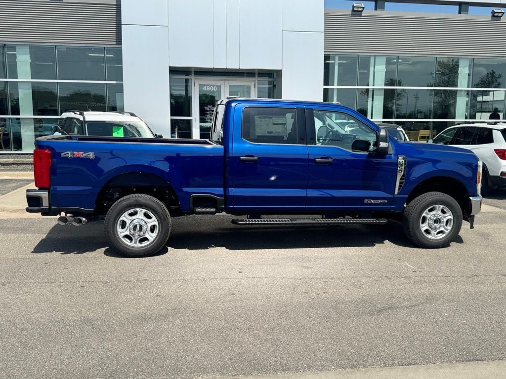 2026 Ford F-350SD XLT w/5th Wheel Prep Pkg