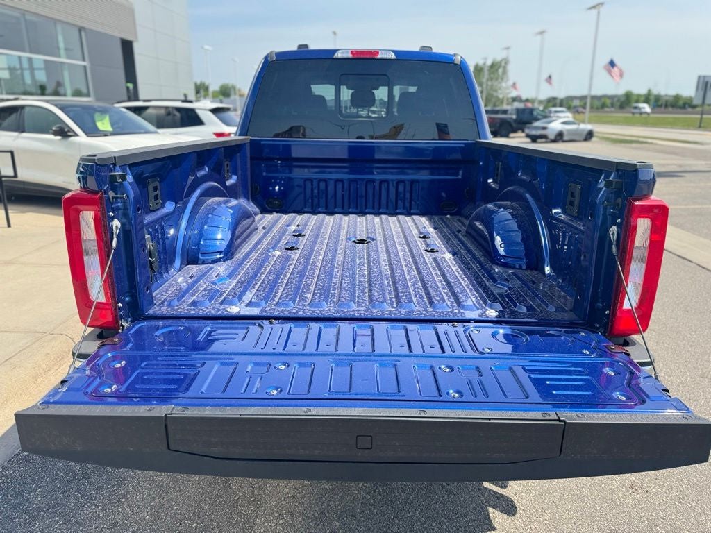 2026 Ford F-350SD XLT w/5th Wheel Prep Pkg
