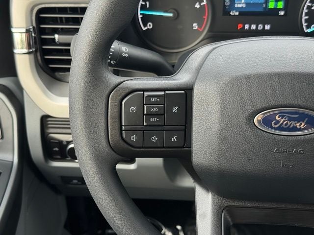 2026 Ford F-350SD XLT w/5th Wheel Prep + Tailgate Step
