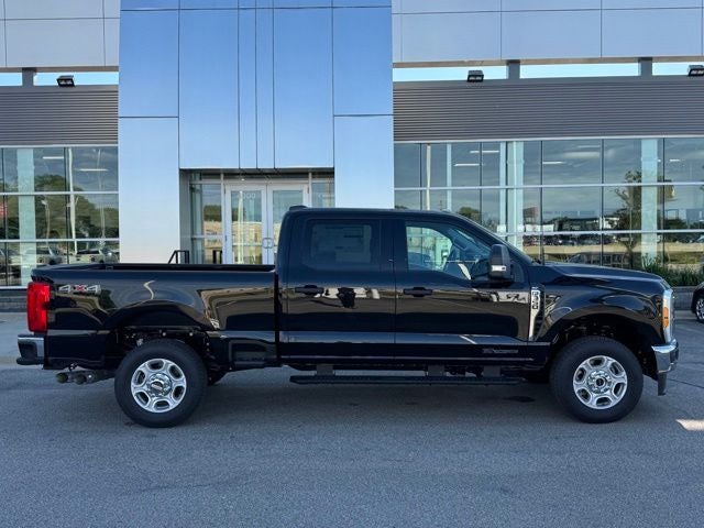 2026 Ford F-350SD XLT w/5th Wheel Prep Pkg