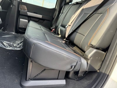 2026 Ford F-350SD Lariat w/FX4 Pkg + Tailgate Step