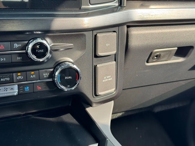 2026 Ford F-350SD Lariat w/FX4 Pkg + Tailgate Step