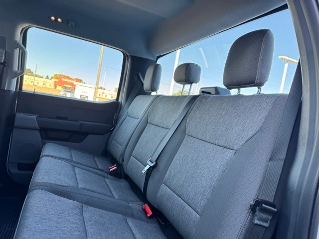 2026 Ford F-350SD XL w/Tailgate Step + 5th Wheel Prep