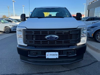 2026 Ford F-350SD XL w/Tailgate Step + 5th Wheel Prep