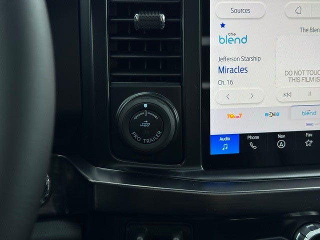 2026 Ford F-350SD Lariat 8' Bed w/FX4 + 5th Wheel Prep