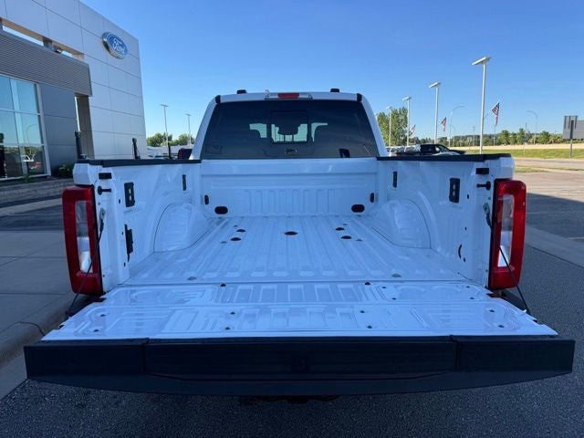 2026 Ford F-350SD XLT w/5th Wheel Prep Pkg