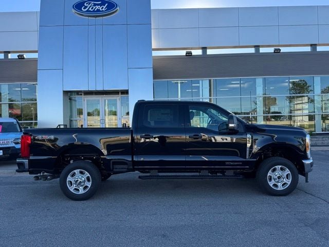 2026 Ford F-350SD XLT w/5th Wheel Prep Pkg