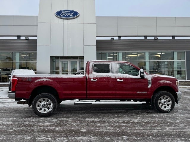 2019 Ford F-350SD Lariat w/ Navigation + Rear CHMSL Camera