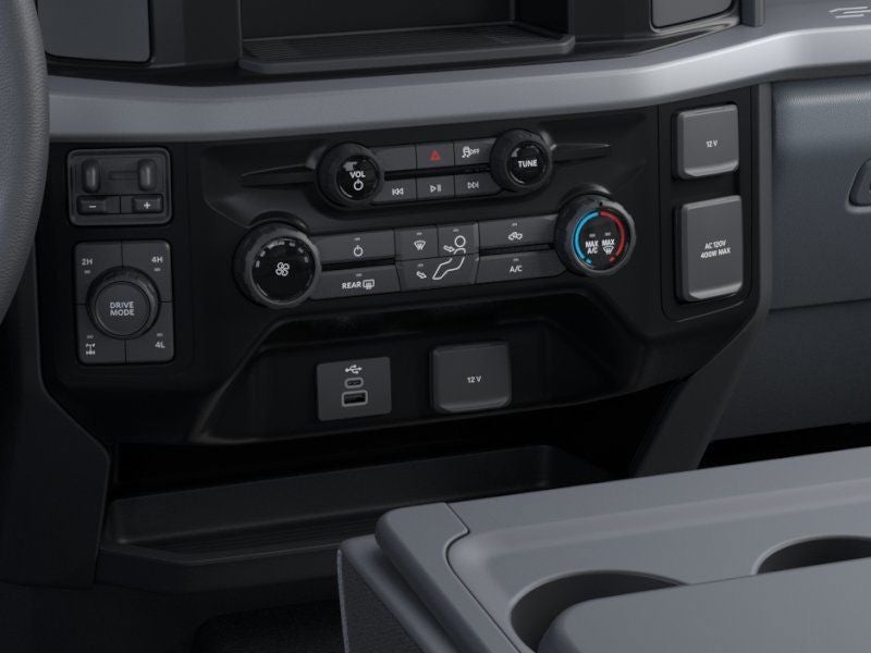 2026 Ford F-350SD XLT w/5th Wheel Prep Pkg