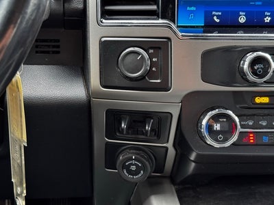 2022 Ford F-350SD Lariat Special w/ Twin Panel Moonroof + 360 Camera
