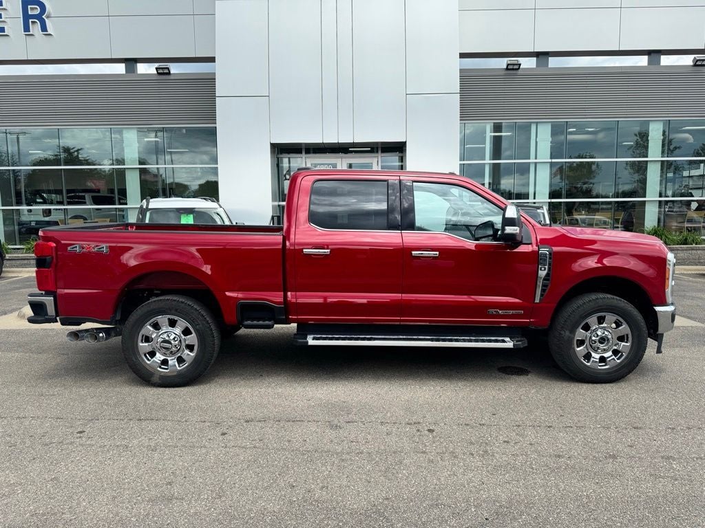 2023 Ford F-350SD Lariat