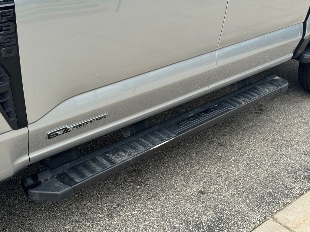 2023 Ford F-350SD Lariat