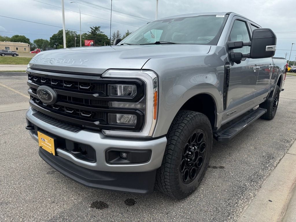 2023 Ford F-350SD Lariat