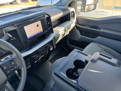 2026 Ford F-350SD XL w/Tailgate Step + 5th Wheel Prep