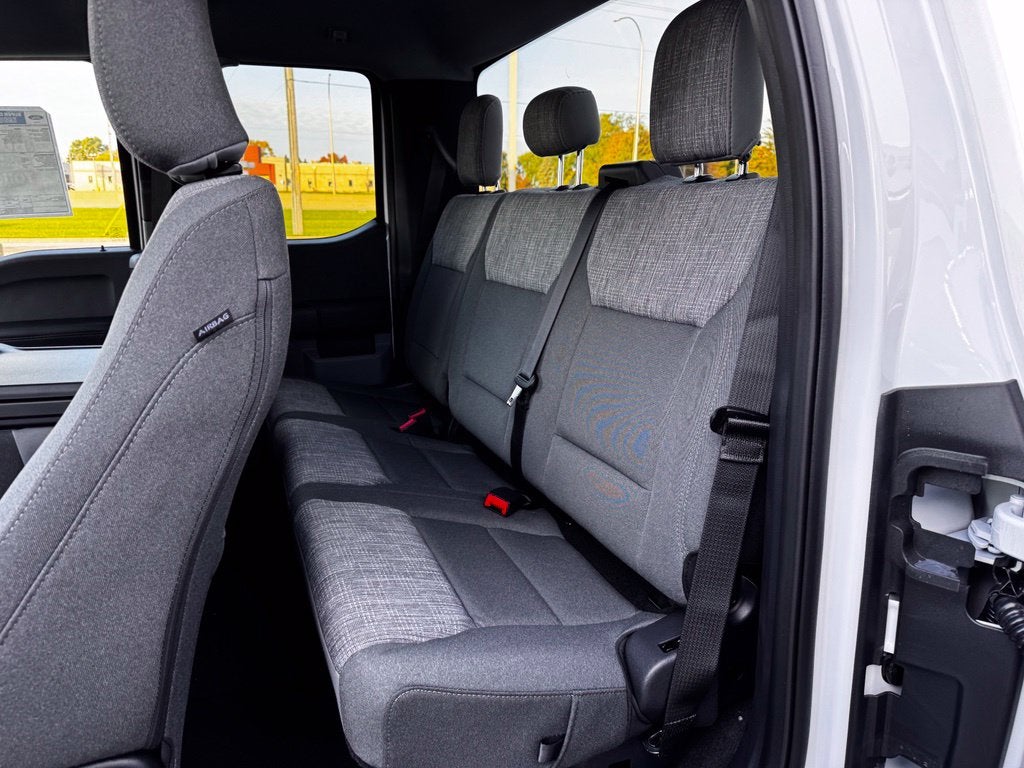 2027 Ford F-350SD XLT