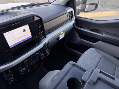 2027 Ford F-350SD XLT