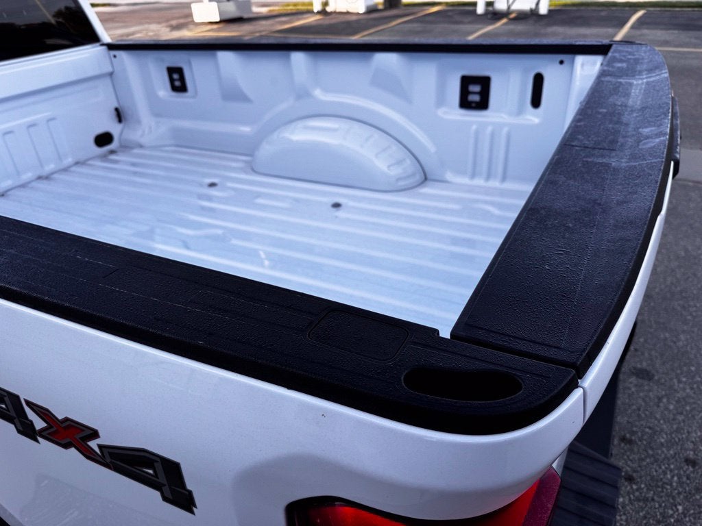 2027 Ford F-350SD XLT