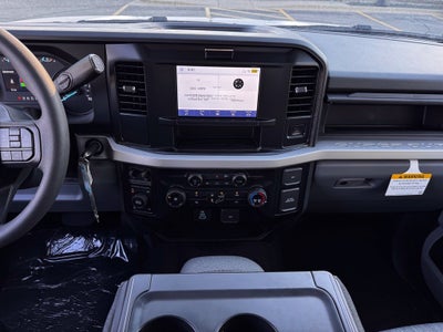 2027 Ford F-350SD XLT