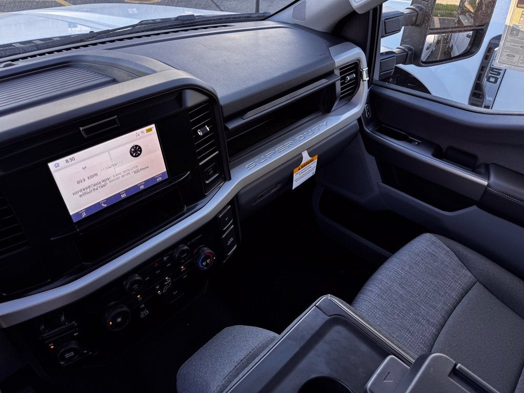 2027 Ford F-350SD XLT
