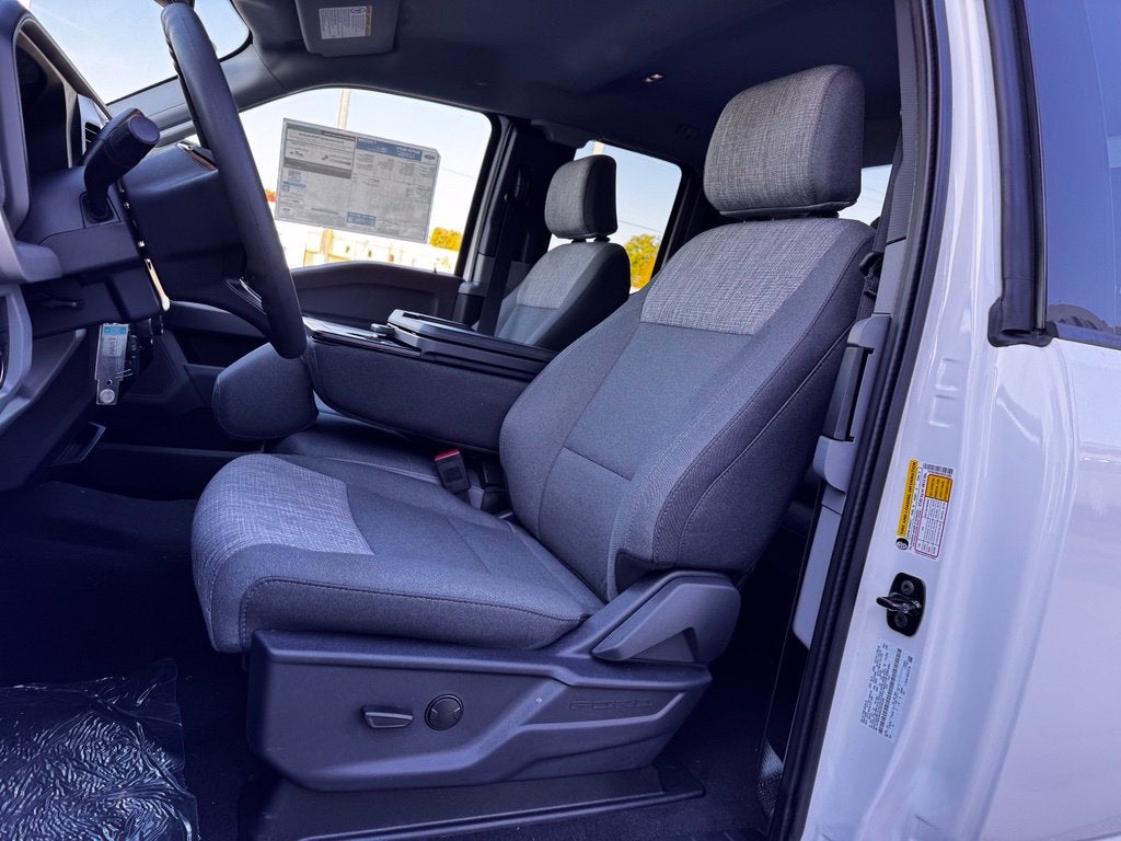 2027 Ford F-350SD XLT